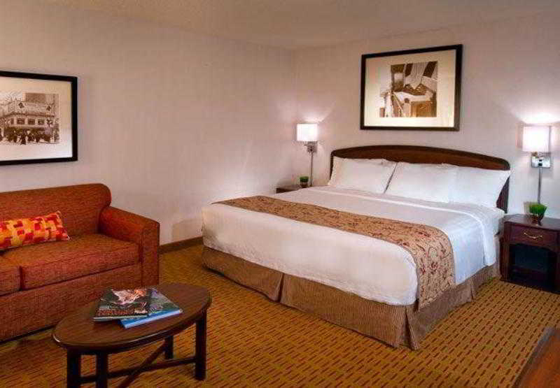 Courtyard By Marriott Portland Southeast/Clackamas Zewnętrze zdjęcie